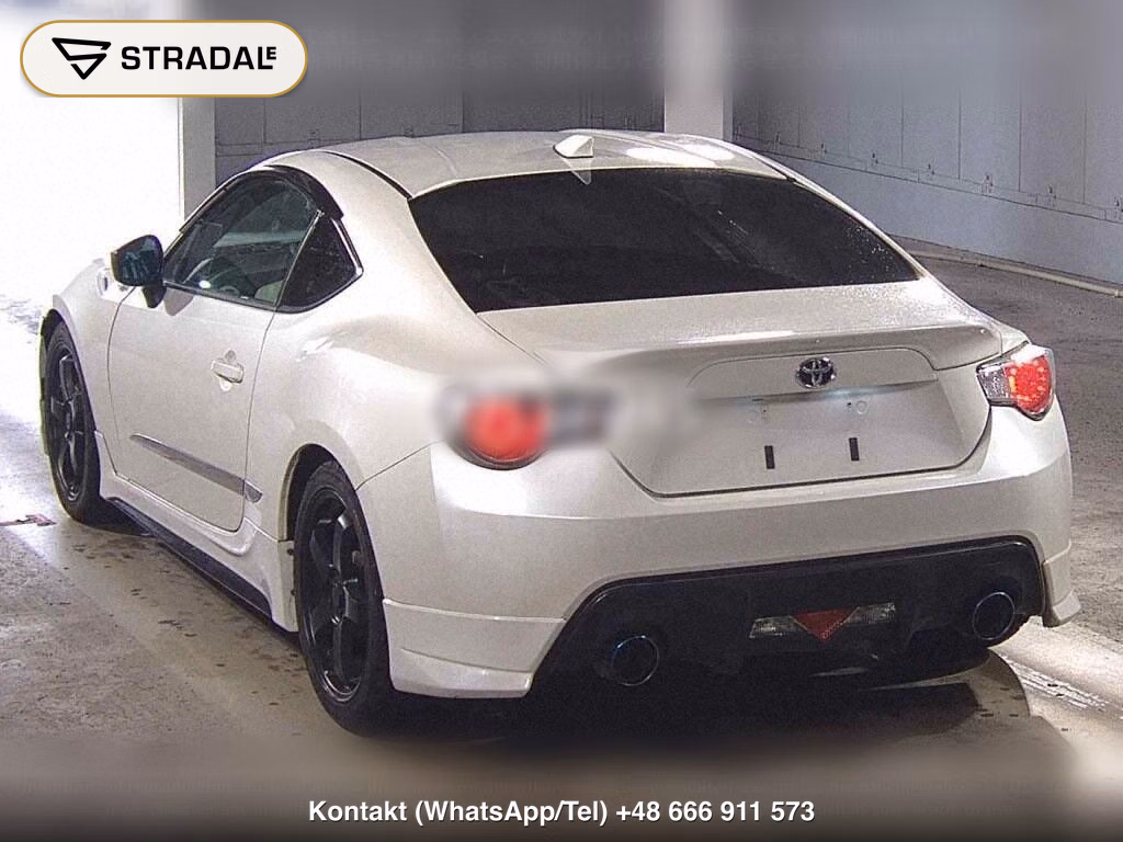 TOYOTA 86 G, miniaturka 3