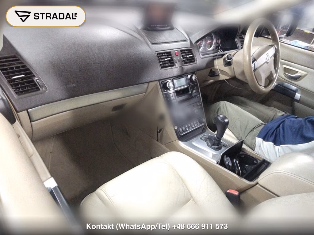 VOLVO XC90 4WD 3.2, miniaturka 4