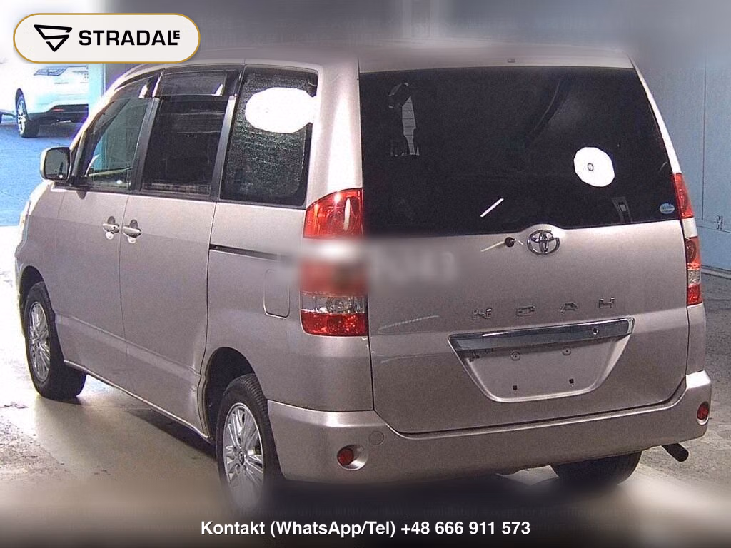 TOYOTA NOAH, miniaturka 3