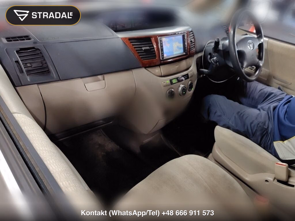 TOYOTA NOAH, miniaturka 4
