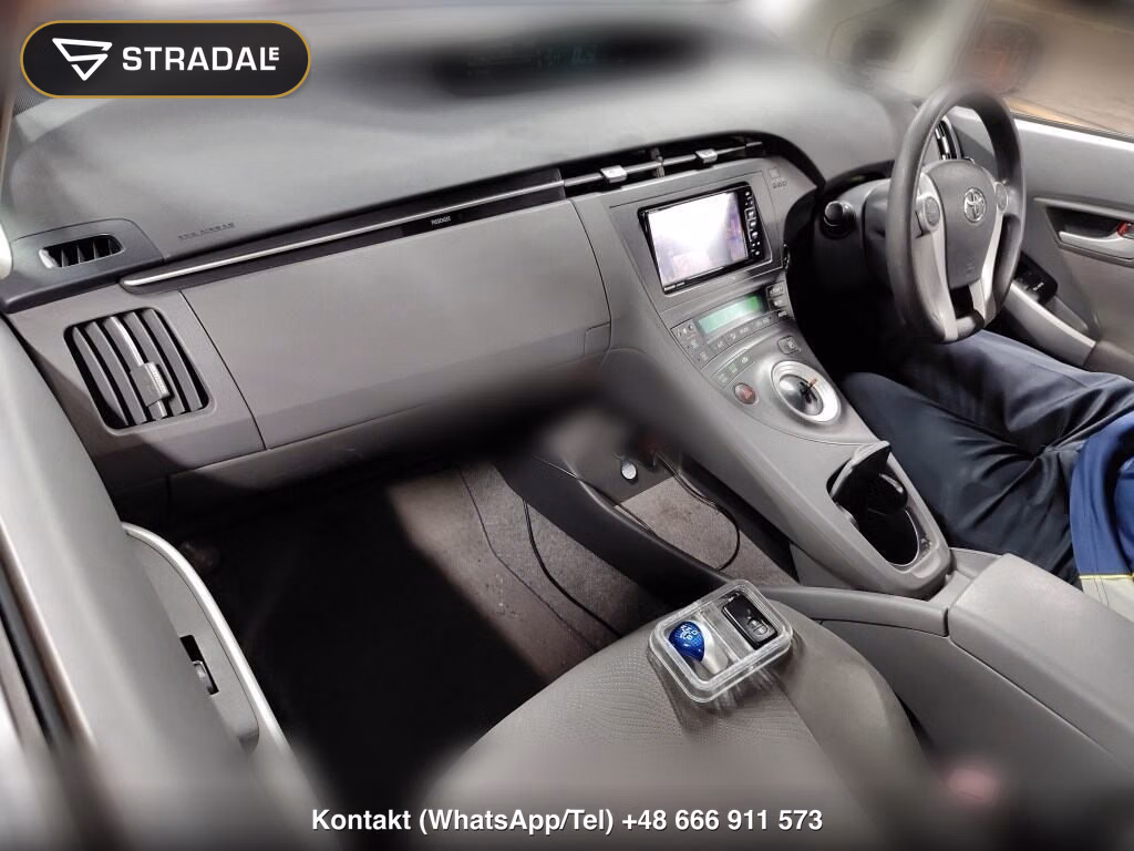TOYOTA PRIUS 5D L, miniaturka 4