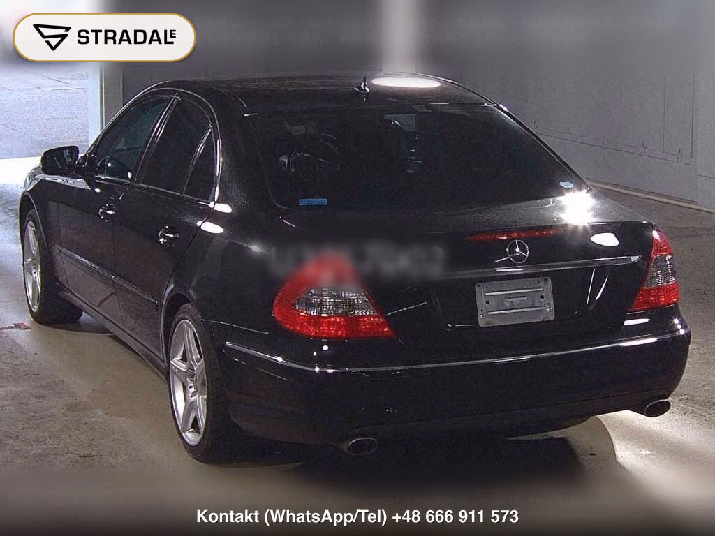 MERCEDES BENZ E-CLASS 4D E300 AVANTGARDE S, miniaturka 3