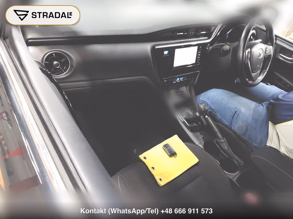 TOYOTA AURIS 4WD 150X, miniaturka 4