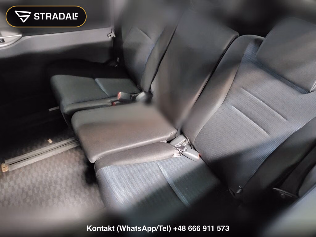 TOYOTA VOXY 4WD ZS, miniaturka 7