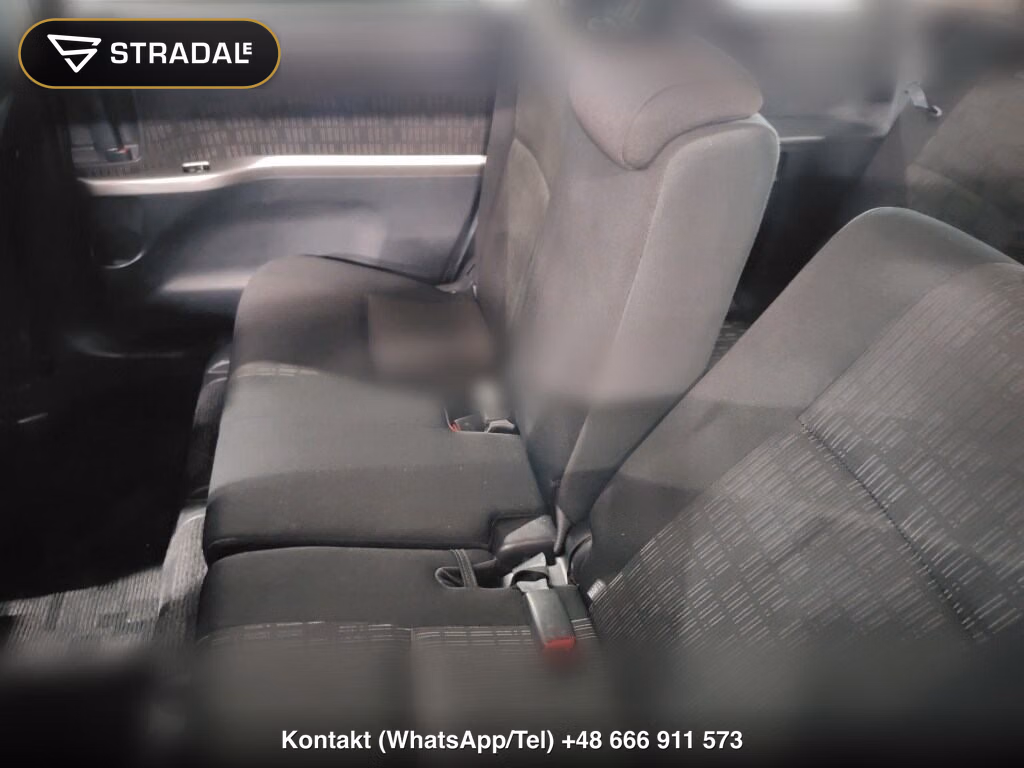 TOYOTA ISIS PLATANA, miniaturka 7