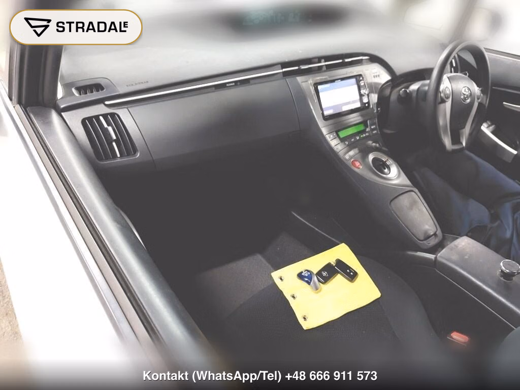TOYOTA PRIUS 5D, miniaturka 4