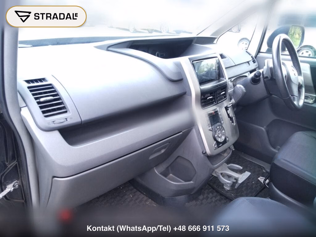 TOYOTA VOXY ZS, miniaturka 4
