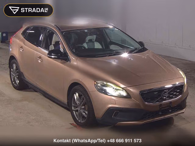 VOLVO V40 4WD CROSS COUNTRY T5 AWD 2013, samochód z aukcji Japonii