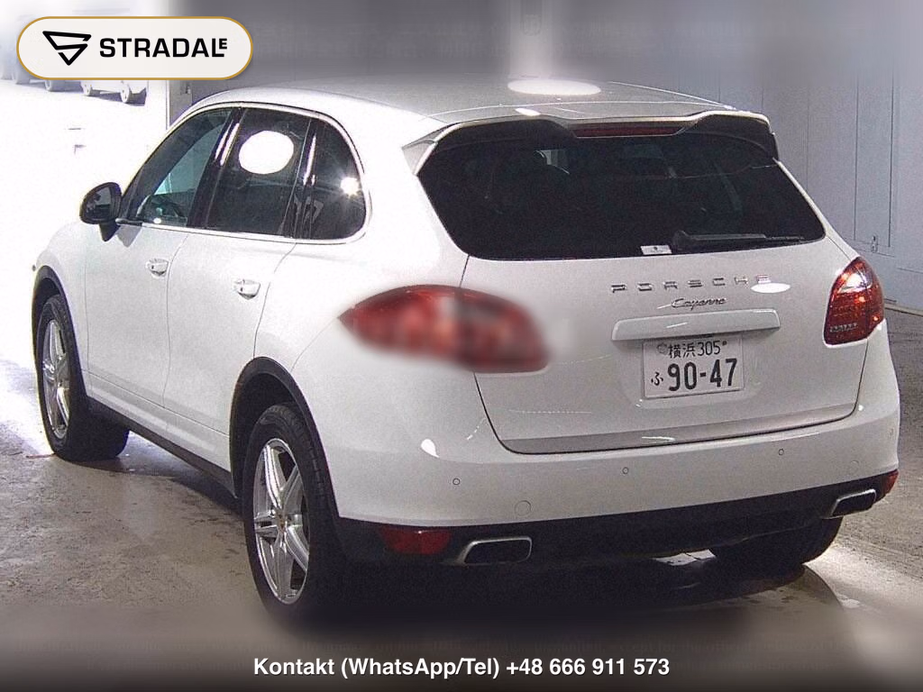 PORSCHE CAYENNE 4WD PLATINUM EDITION, miniaturka 3