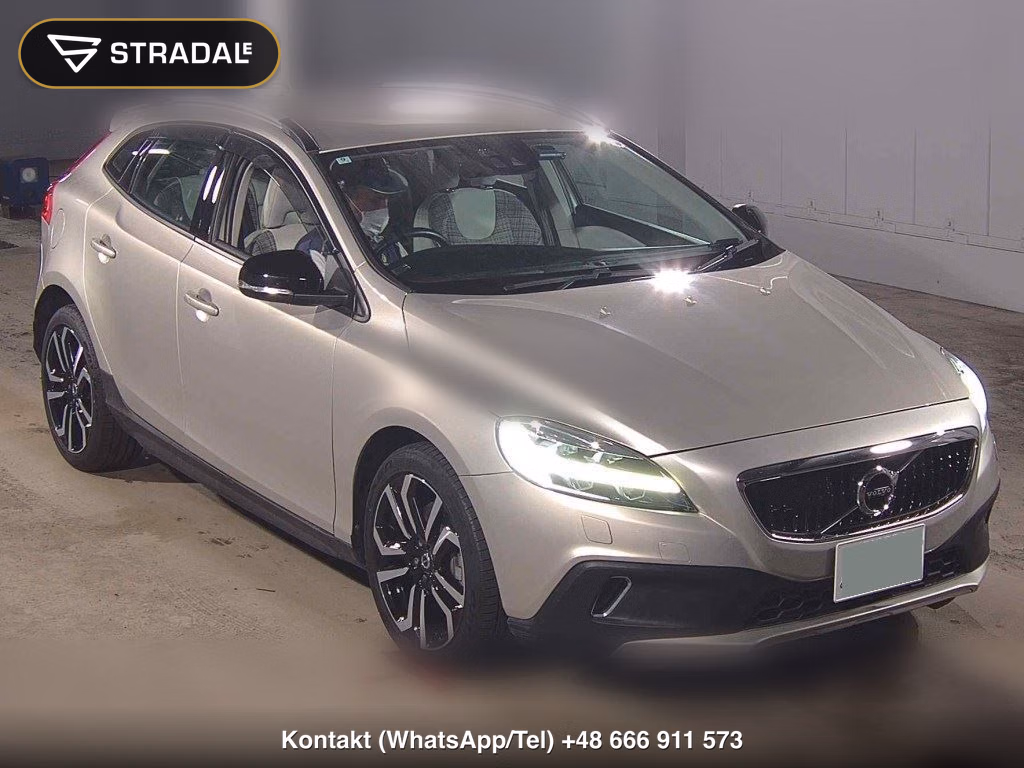 VOLVO V40 4WD CROSS COUNTRY T5 TACK EDITION 2020, aukcja z Japonii, zdjęcie 1