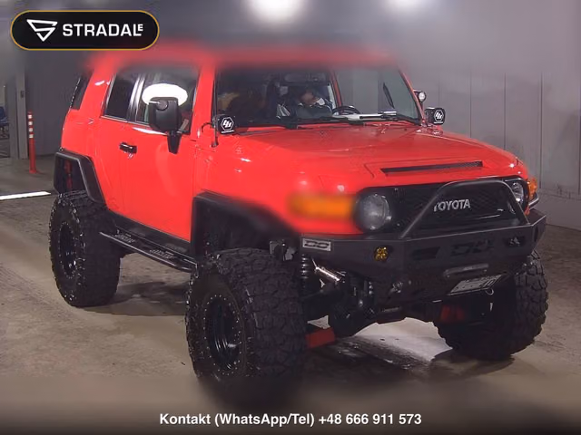AMERICA TOYOTA FJ CRUISER 4WD 2012, samochód z aukcji Japonii