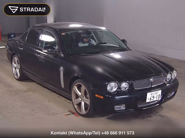 JAGUAR XJ 4D XJR 2008, samochód z aukcji Japonii