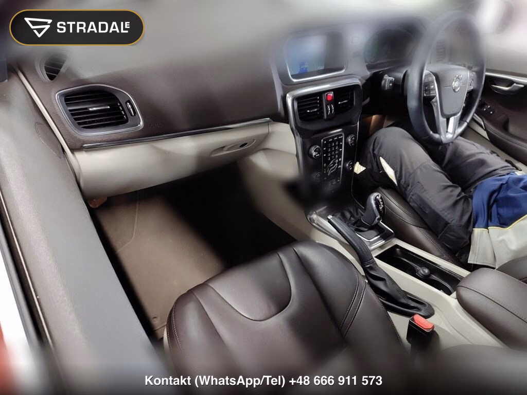 VOLVO V40 T4 SE, miniaturka 4