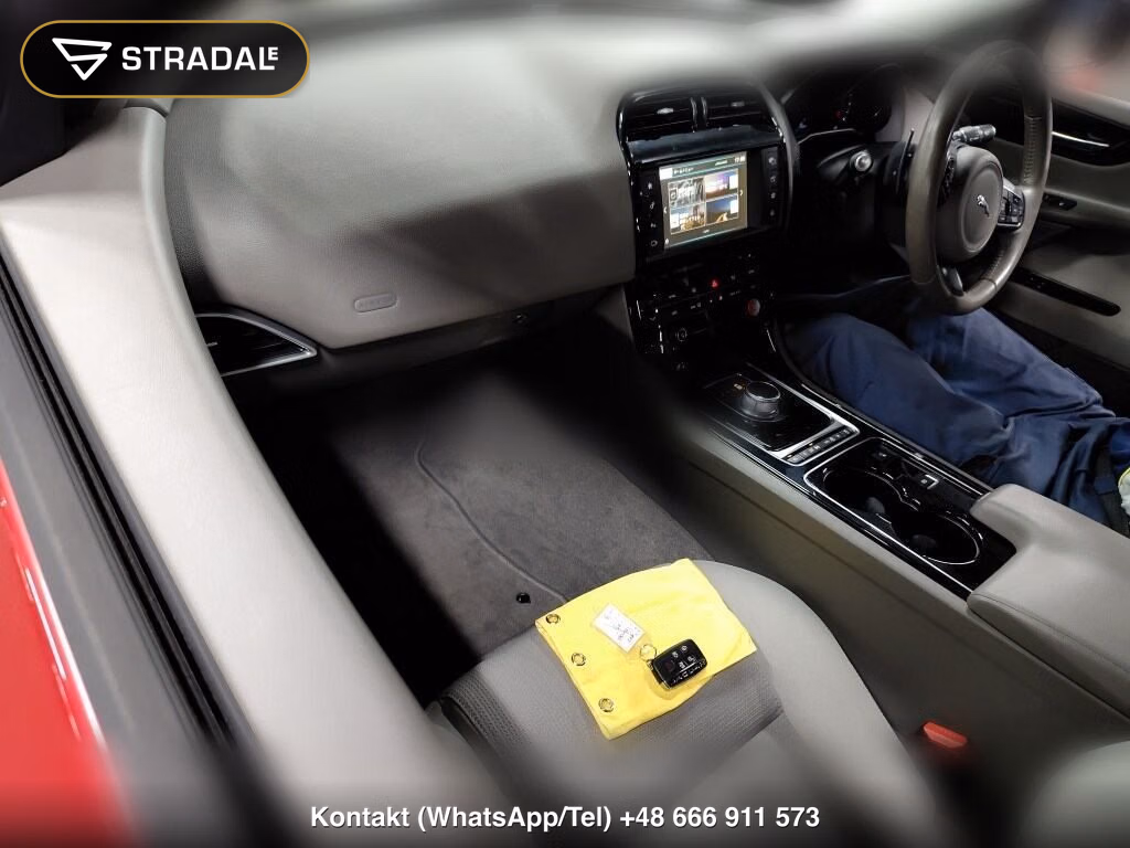 JAGUAR XE, miniaturka 4