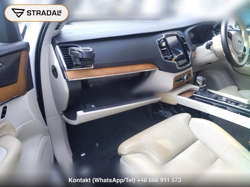 VOLVO XC90 4WD, miniaturka 4